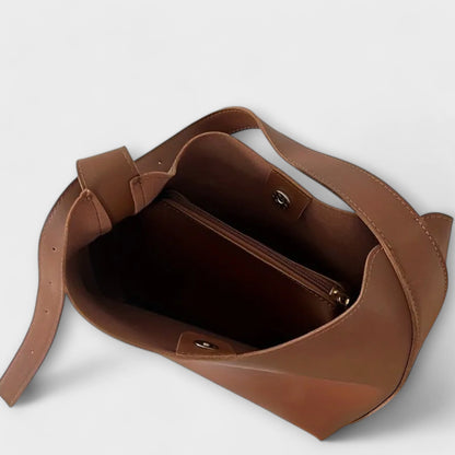 Elegante bolsa de hombro de cuero